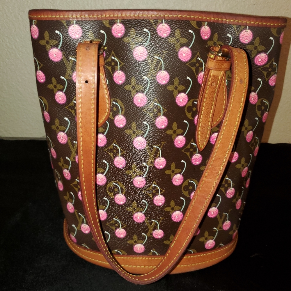 Louis Vuitton Cerises bucket bag